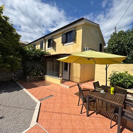 Apartment Ela, Kostrena Rijeka ภายนอก รูปภาพ
